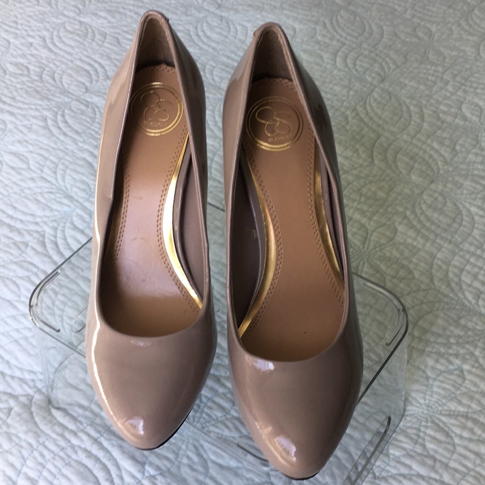Jessica Simpson Taupe Heels